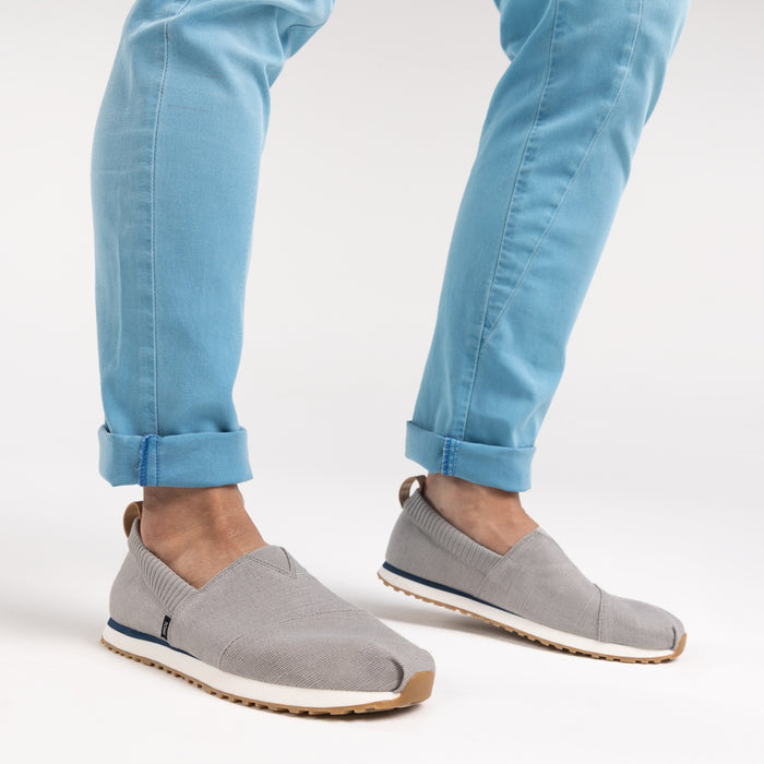Resident Grey Walking Shoes