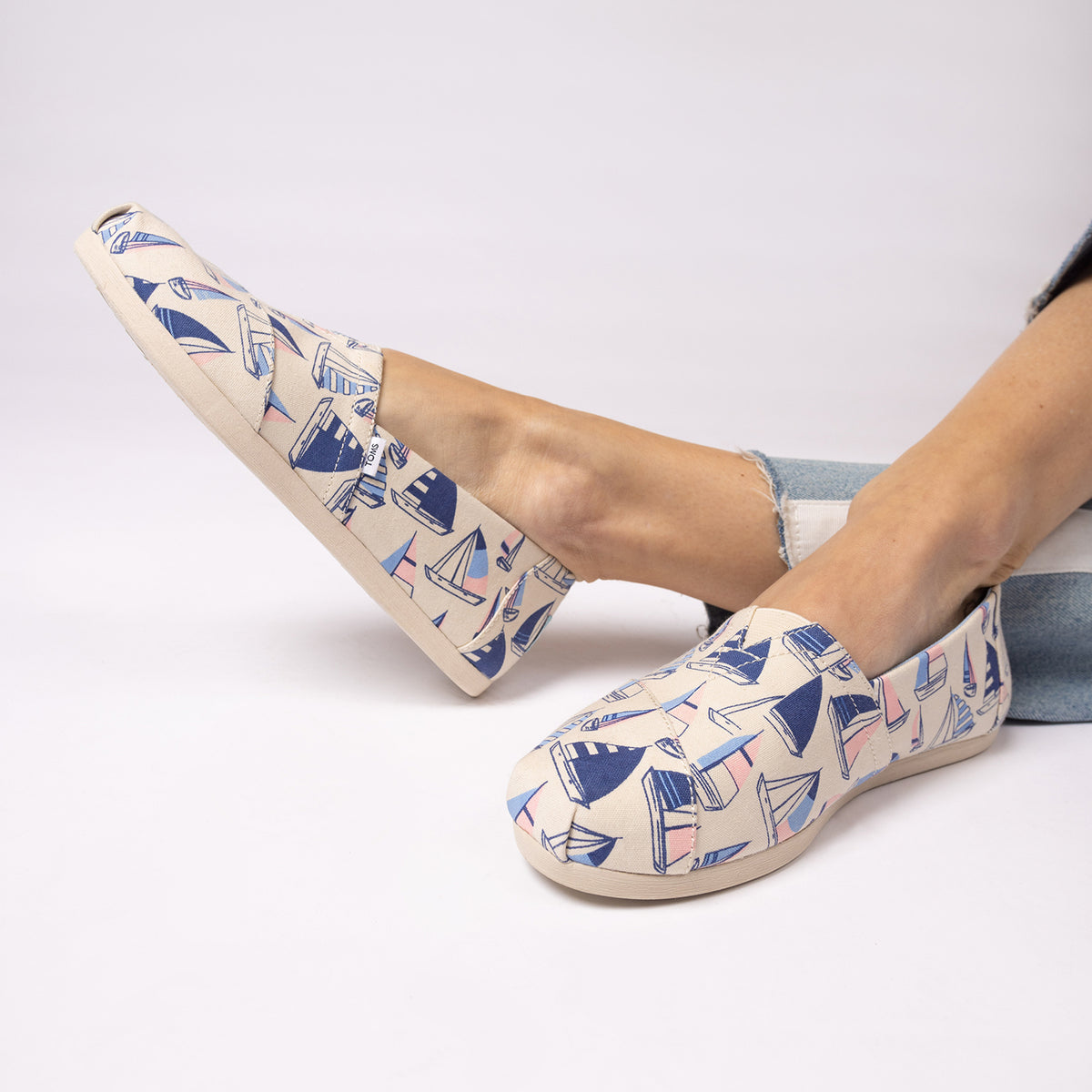 Cinderella on sale toms womens